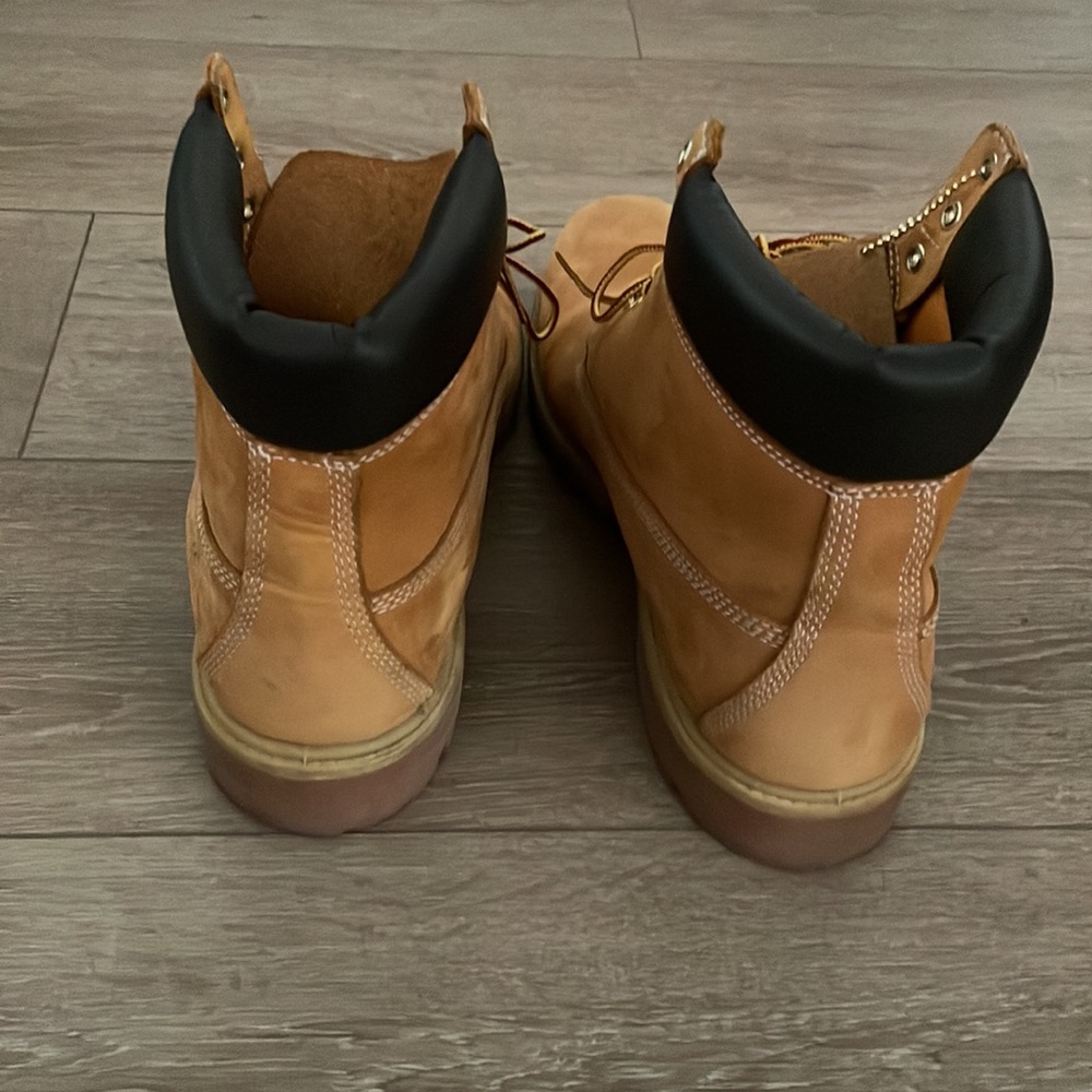 Timberland - Picture 5 of 5